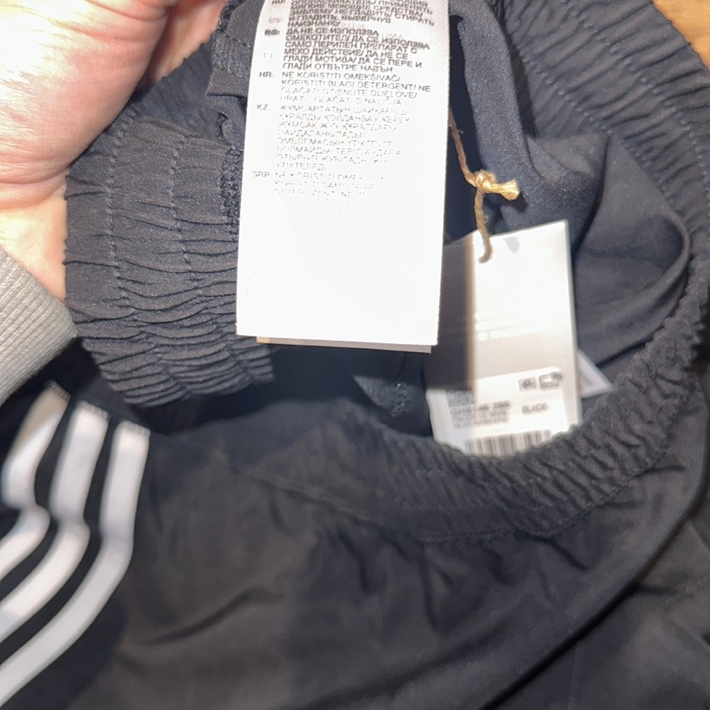 adidas Pacer 3-Stripes Women Shorts color black size XL new with tags - Picture 9 of 10